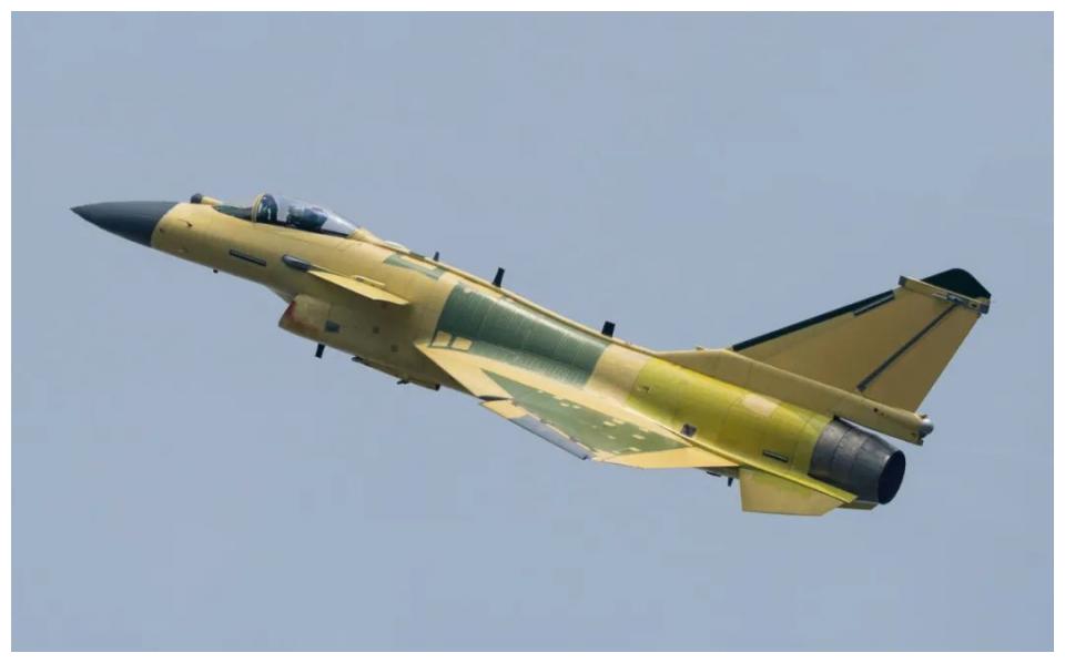 歼-10战斗机发动机数量解析，歼-10战斗机发动机数量深度解析