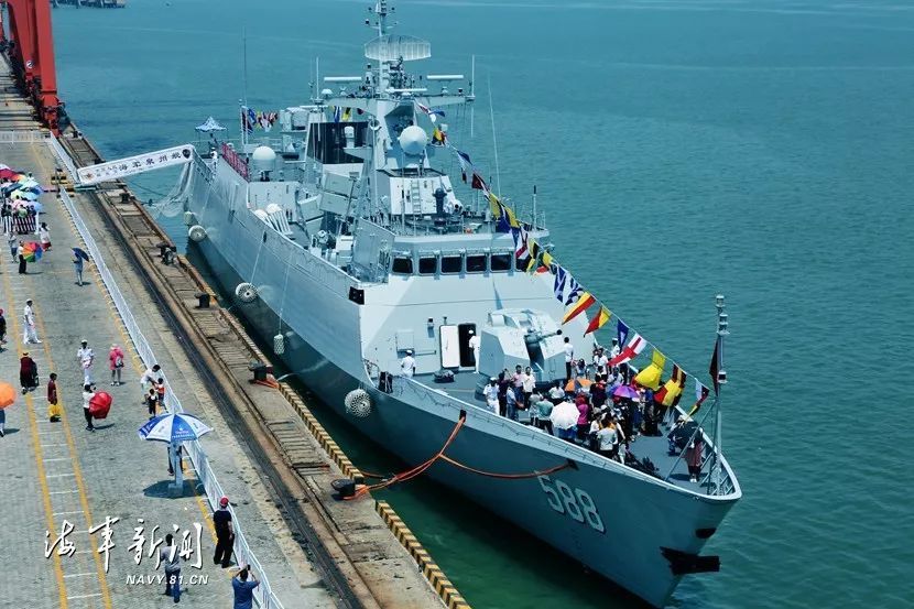 泉州舰的吨位及其影响力，泉州舰吨位与影响力探秘