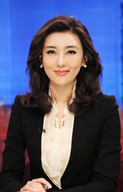 海峡两岸李红的道歉,跨越鸿沟,共融两岸情,海峡两岸李红的真诚道歉,跨越鸿沟,两岸情深共鸣和。