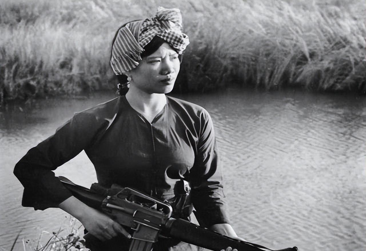 中国女兵在越南,一段跨越国界的英勇故事(三级完整版),中国女兵在越南,跨国界英勇传奇(完整版)