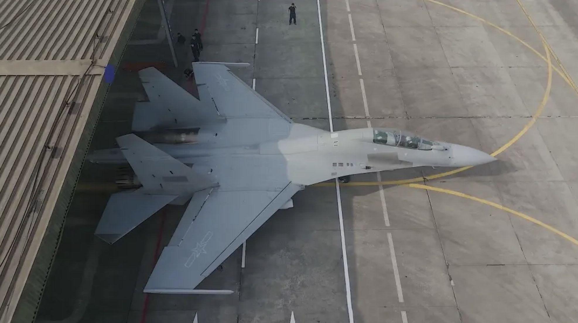 歼-11B与苏-35，哪个更好？深度解析二者的优劣差异，歼-11B与苏-35优劣对比，深度解析二者差异