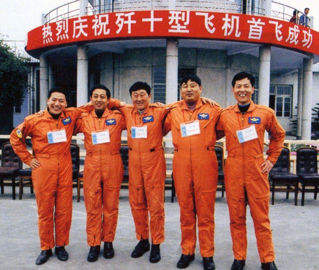 歼-10战斗机与复合材料的融合，探索未来航空领域的革新之路，歼-10战斗机与复合材料融合，探索航空领域的未来革新之路