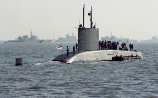 半潜艇，探索未知的神秘工具，半潜艇，探索未知海域的神秘利器