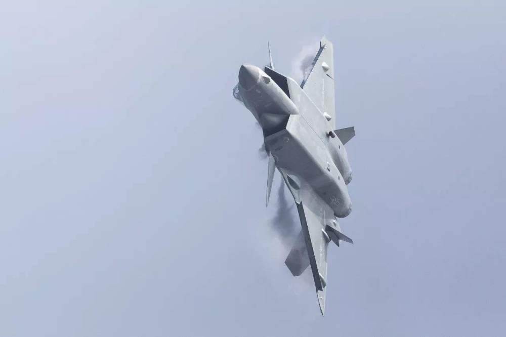 歼-20的初中画法，探索与创作，歼-20的初中画法，探索与创意之旅