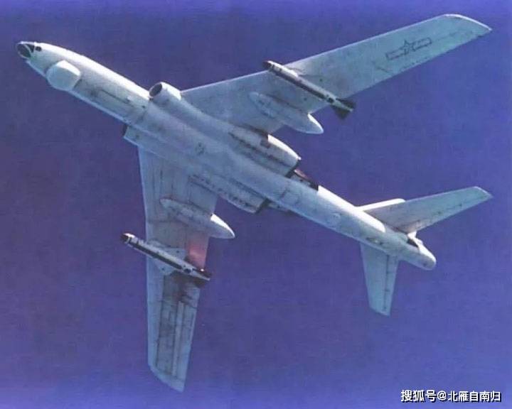 歼-16的航程与载弹量，深度解析中国新一代战斗机的强大实力，深度解析，歼-16战斗机的航程与载弹量，揭示中国新一代战斗机的超凡实力