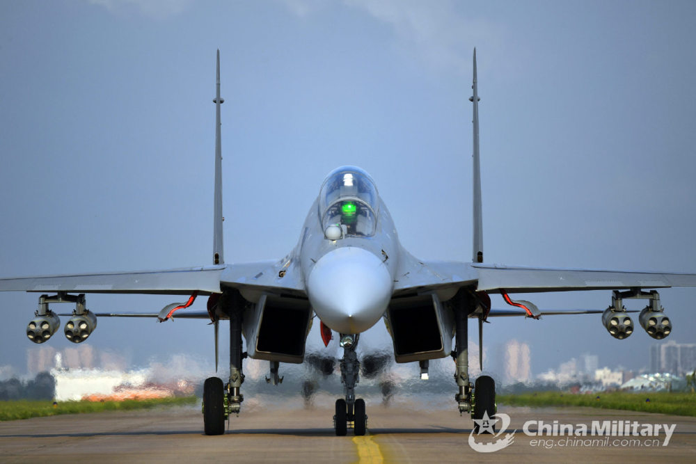 歼-16战机性能介绍，歼-16战机性能详解