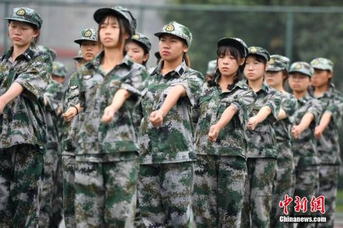 国防军事的图文资料，历史与现代的交融，国防军事图文资料，历史与现代的交融