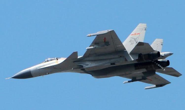 歼-15的别名及其在中国军事领域的重要性，歼-15别名揭秘，在中国军事领域的关键角色