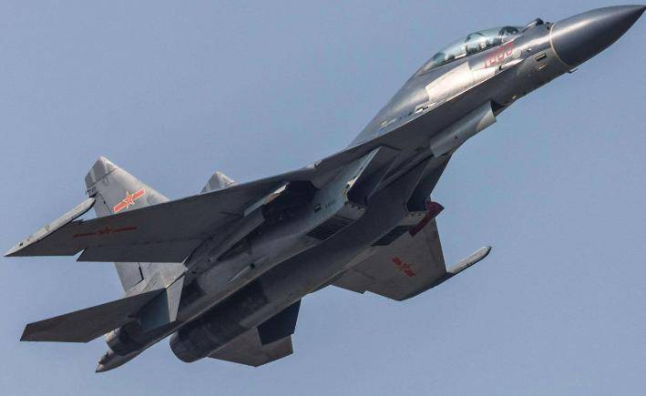 我国最强战机歼-16，空中力量的璀璨明珠，我国空中力量璀璨明珠，歼-16战机展现超强实力