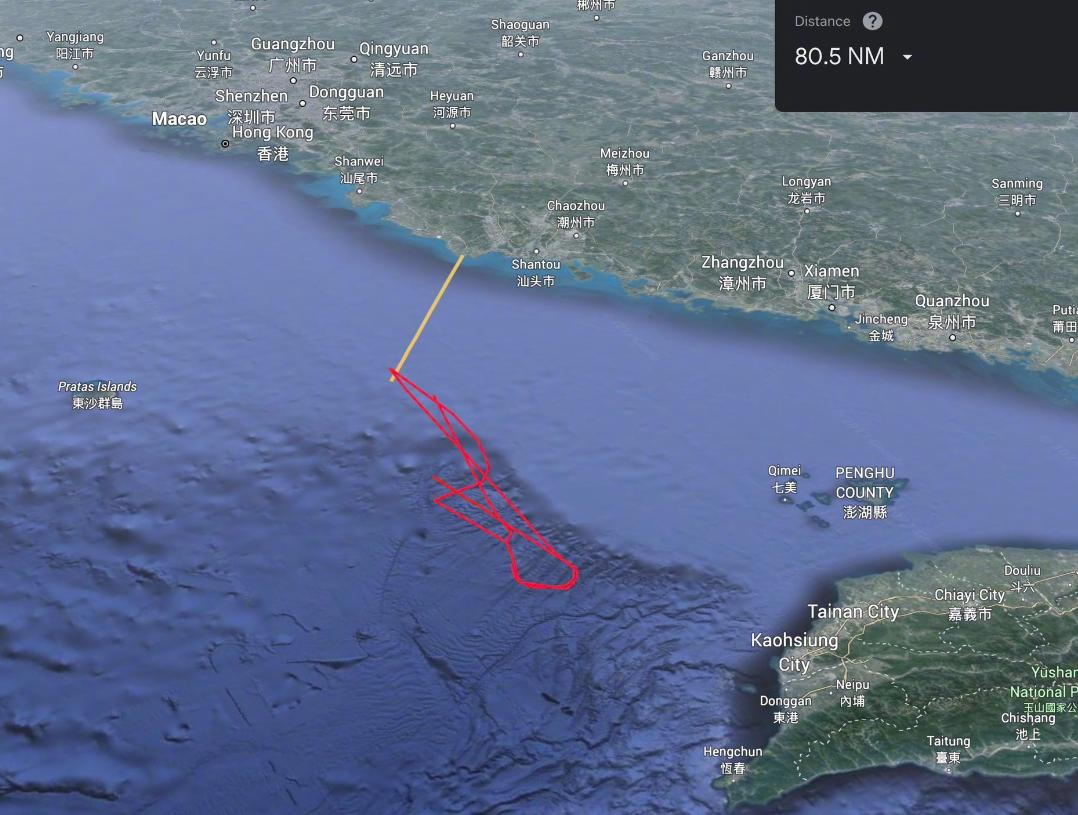 歼-16深夜围台，展现空中力量的威严与守护，歼-16深夜围台，空中力量展现威严守护