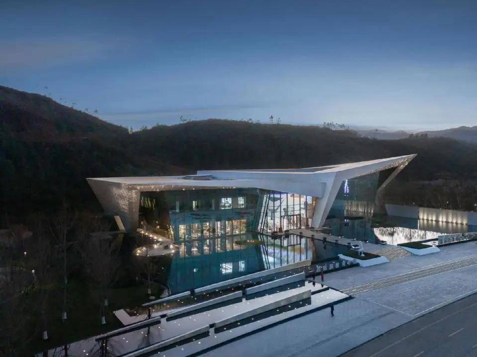 新澳门一码一码，探索准确性的新境界，澳门一码精准探索，新境界的准确性揭秘