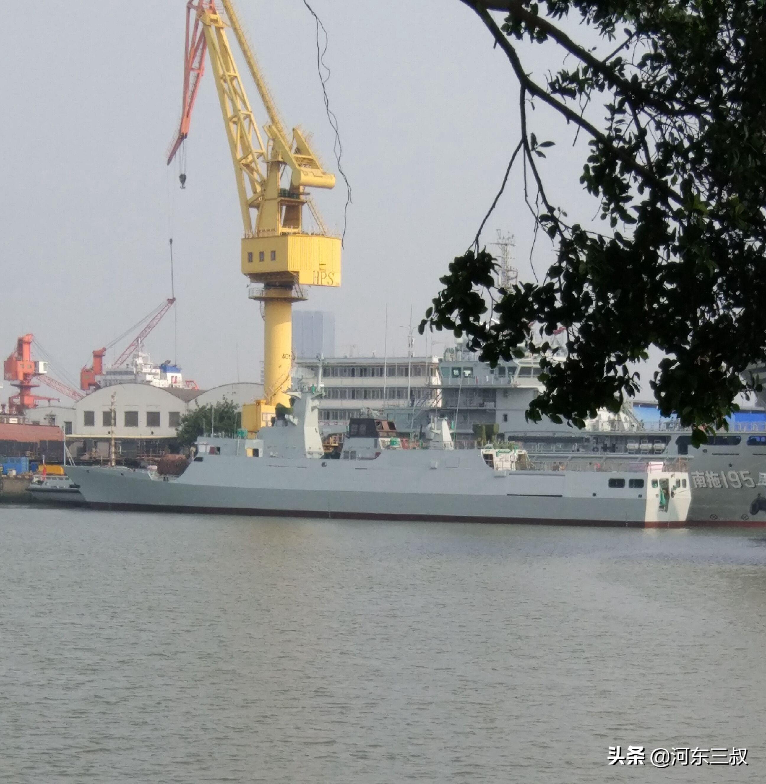 致敬中国海军,祝福之舟扬帆远航,致敬中国海军,祝福之舟扬帆远航,驶向深蓝海域