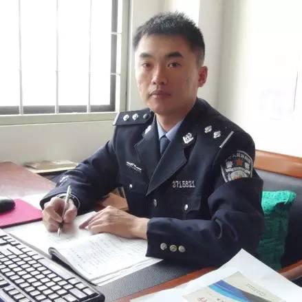 新闻与感想,十则简短文章,新闻与感想,十篇精选文章摘要