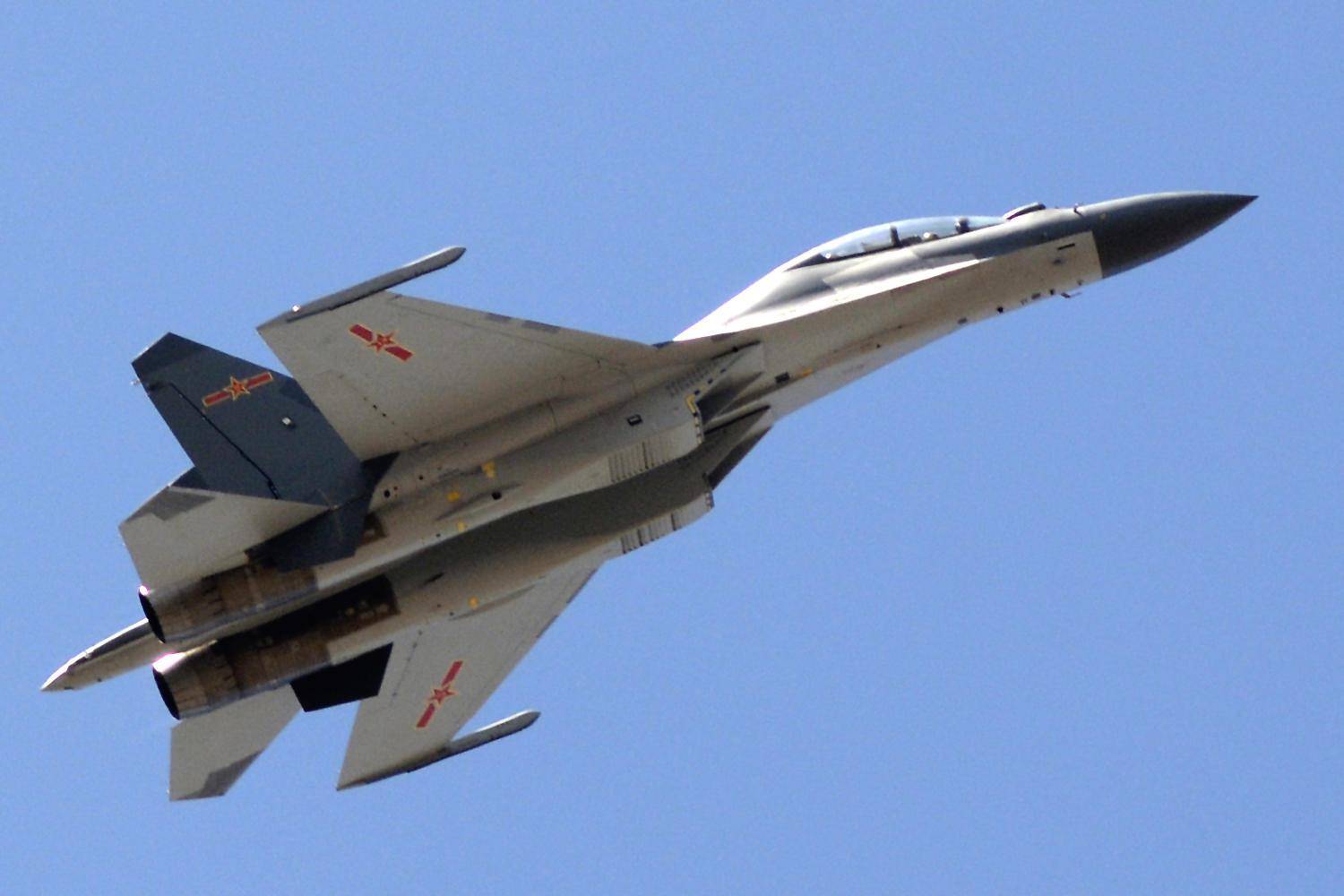 中国歼-16战斗机数量概览,中国歼-16战斗机数量概览,揭秘现役规模与实力