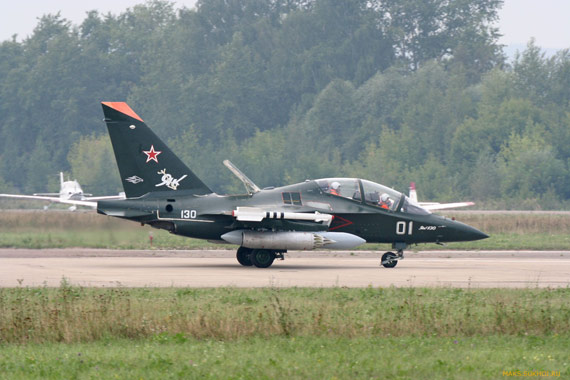 雅克-130教练机单价深度解析,雅克-130教练机单价全面剖析