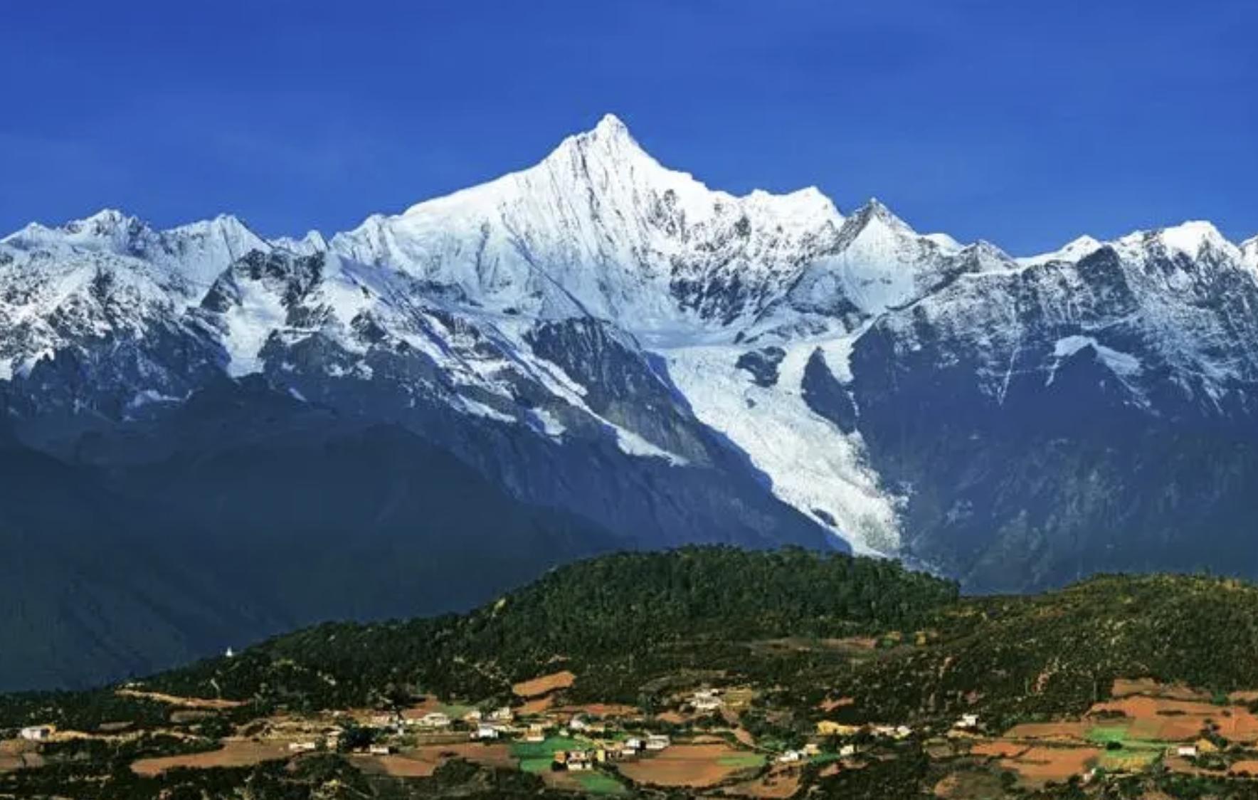 云南旅行社旅游报价解析，云南旅行社旅游报价深度解析