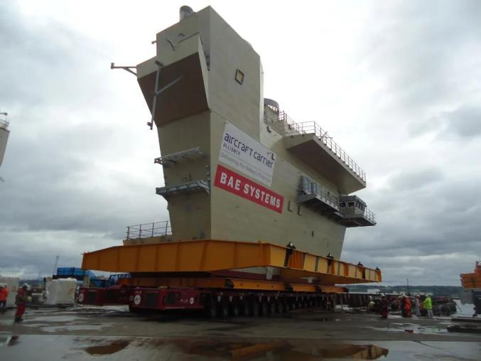 中国首艘航母入列,里程碑式的时刻,国家力量的象征,中国首艘航母入列,国家力量的里程碑时刻