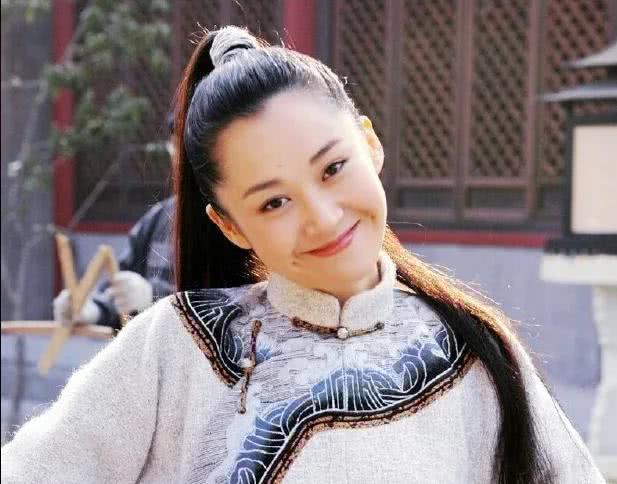 冯小刚与许晴的戏,探究一段深入人心的演绎之旅,冯小刚与许晴的演绎之旅,深入人心的表演探索