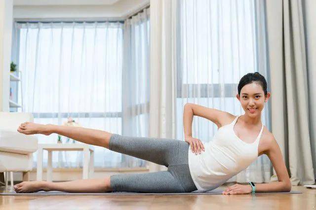 懒人福音,一个动作瘦全身,轻松塑造完美身材,懒人塑身秘诀,一个动作轻松瘦全身,完美身材轻松打造!