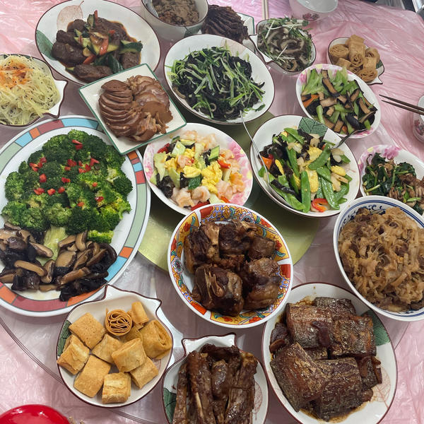 春节家宴,20道精品菜,传承美食文化,共聚团圆时刻,春节家宴,20道精品菜传承美食文化,团圆时刻共聚一堂