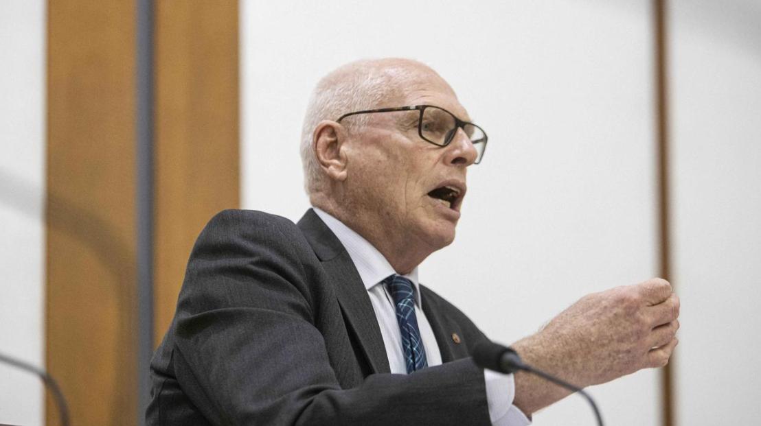 铁穹防空系统,性能卓越还是超越群雄?,铁穹防空系统,性能卓越引领群雄?