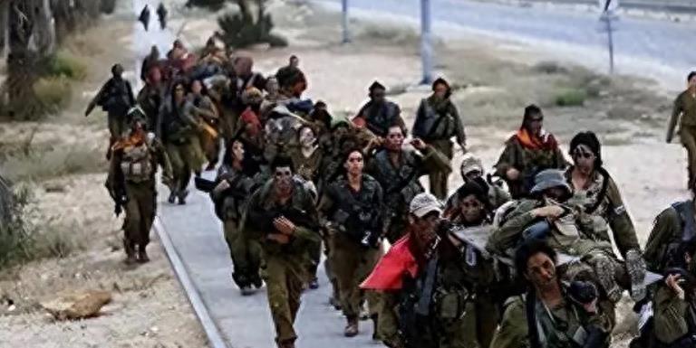 环球军事前沿观察,探索全球军事动态与趋势,环球军事动态深度解析,全球军事趋势与前沿观察