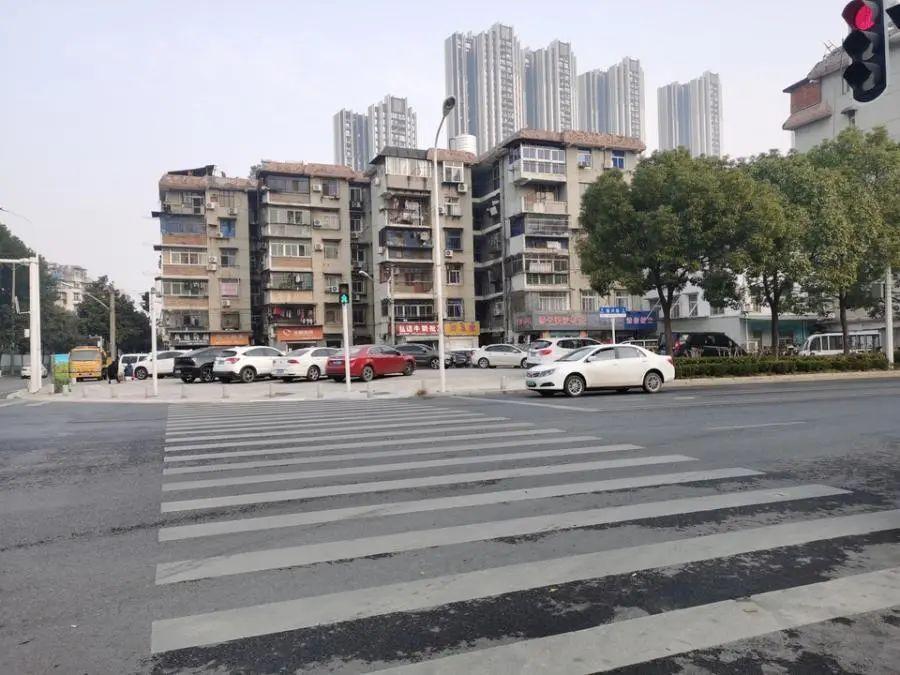 武汉控股再次筹划重组,重塑未来,蓄势待发,武汉控股重塑未来,再次筹划重组,蓄势待发