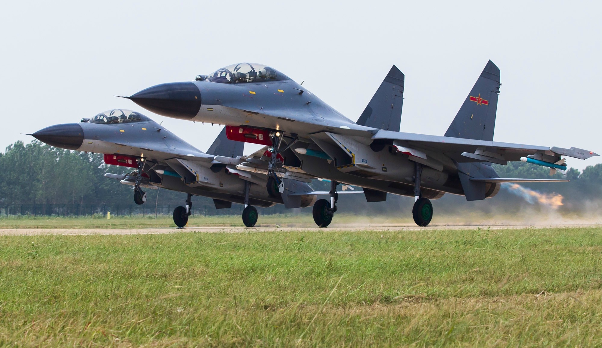 中国歼-11战机,蓝天之上的钢铁卫士,中国歼-11战机,蓝天之上的钢铁战士