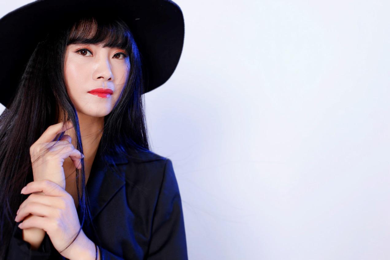 歌手萱萱个人资料揭秘,揭秘歌手萱萱的个人资料档案