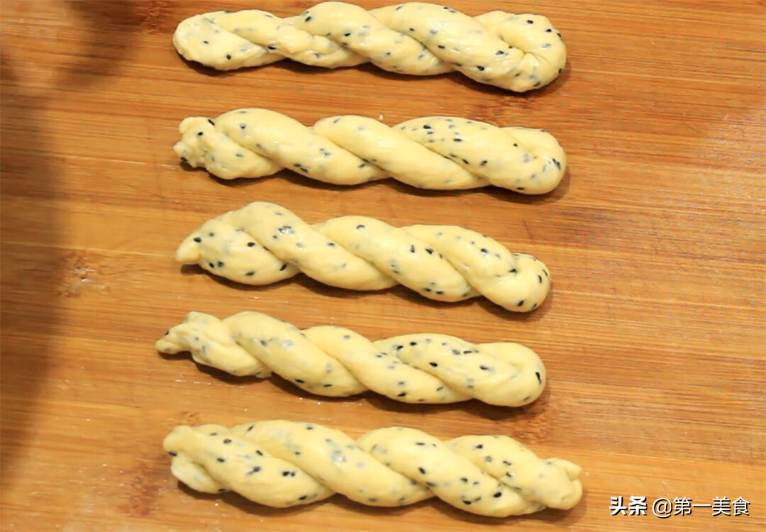 面粉做小吃100种,千变万化的美食之旅,面粉小吃百变做法,美食之旅启程!