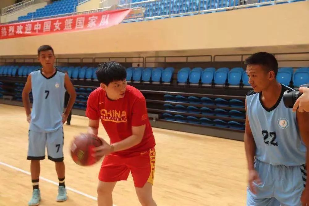 中央CCTV-5套体育现场直播，热血运动的瞬间捕捉与全民共享的体育盛宴，CCTV-5体育直播，热血运动瞬间与全民共享盛宴