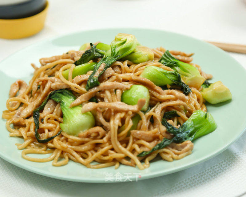 炒面的做法，一步步带你走向美味，炒面制作全攻略，一步步带你走向美味佳肴