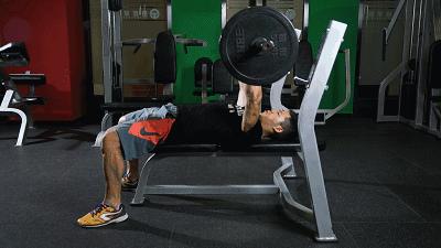 在家使用杠铃练胸肌的最佳方法，在家使用杠铃练胸肌的高效方法指南