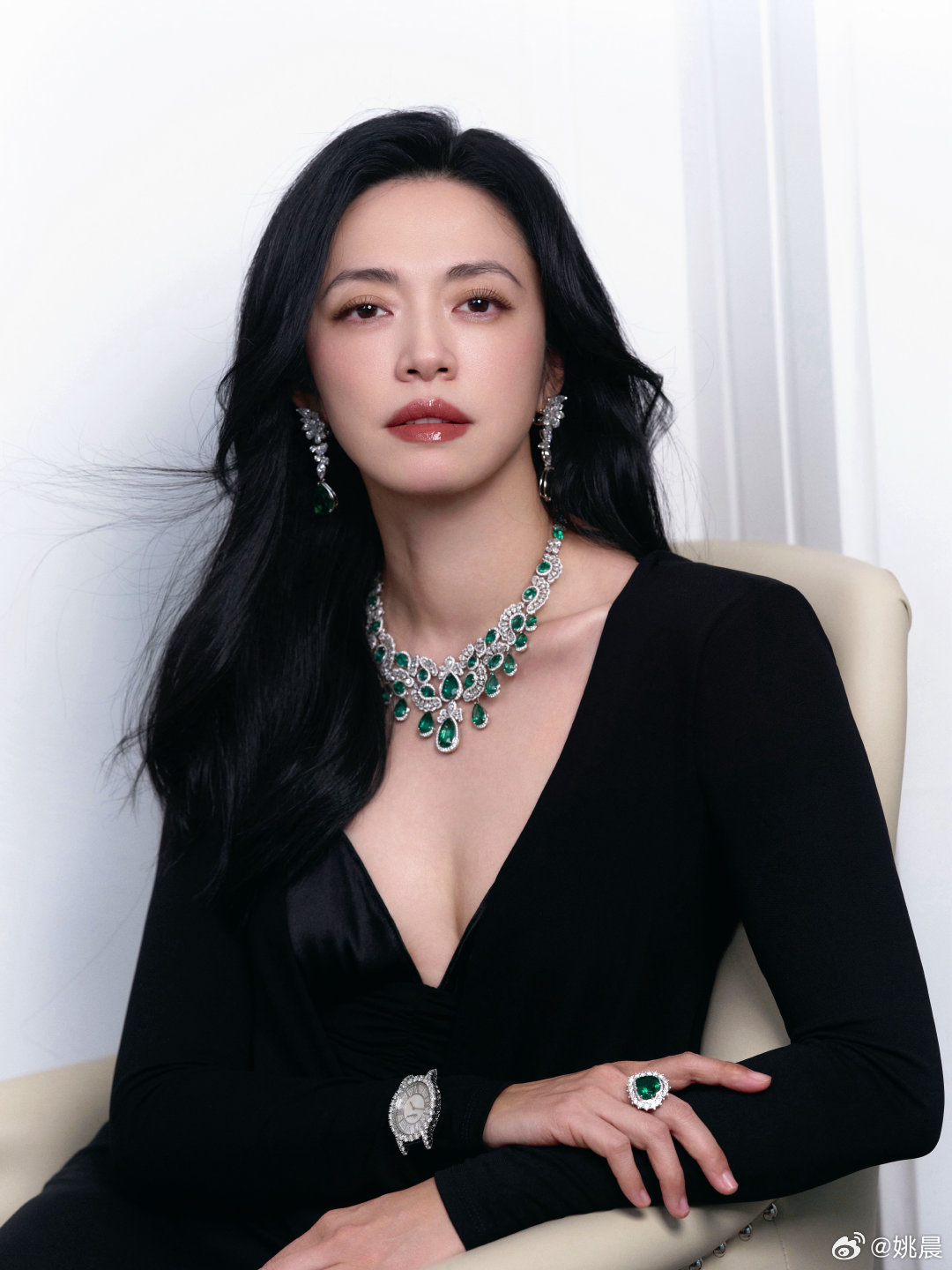 姚晨与澳门六开奖，揭晓结果背后的故事，姚晨与澳门六开奖揭晓背后的故事揭秘