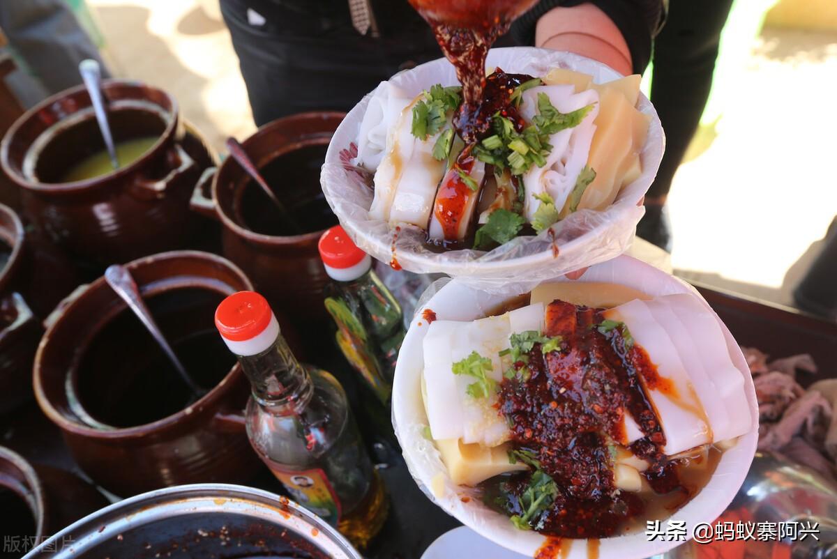 全国100种特色街边小吃,风味独特的美食之旅,全国百种特色街边小吃,风味独特的美食探秘之旅